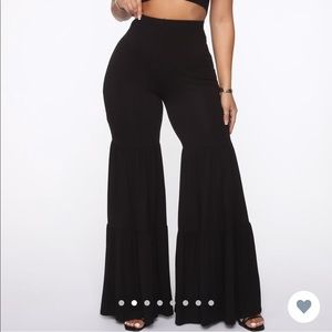 Fashion nova flar pants